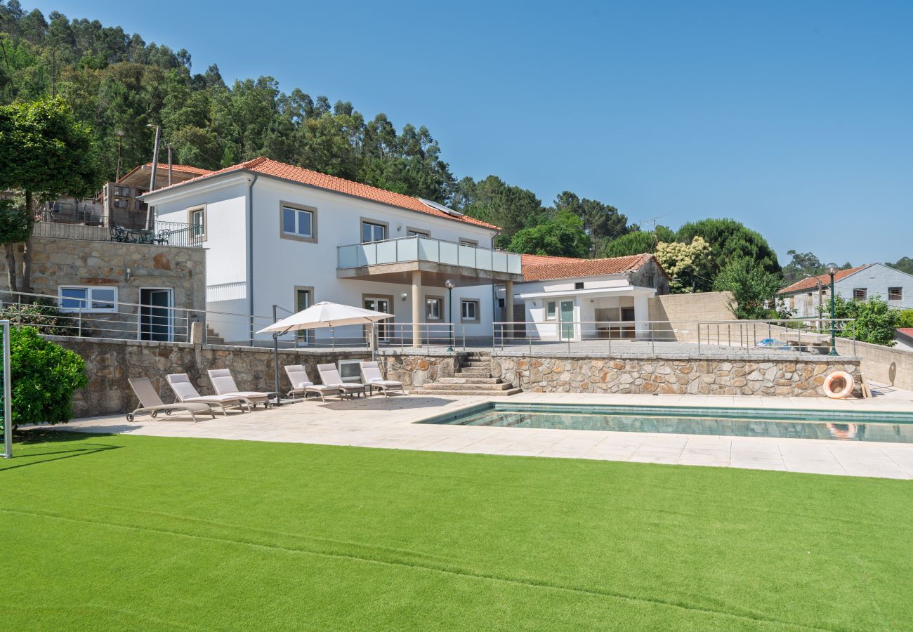 Villa in Cesar - Feel Discovery Casa do Pinheiro